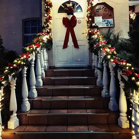 Panorama Bed and breakfast 4*