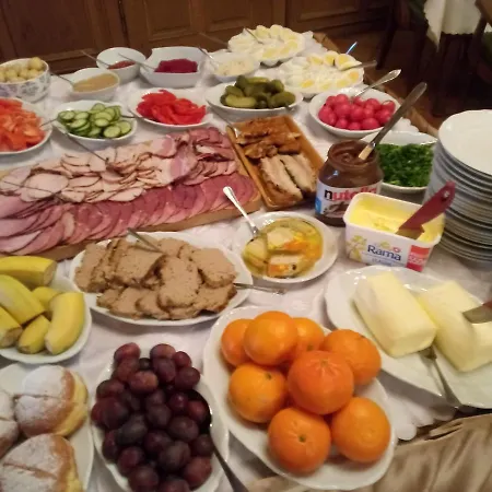 Panorama Bed and breakfast 4*