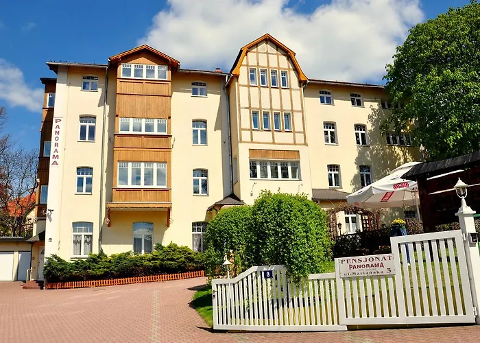 住宿加早餐酒店 Panorama 4*